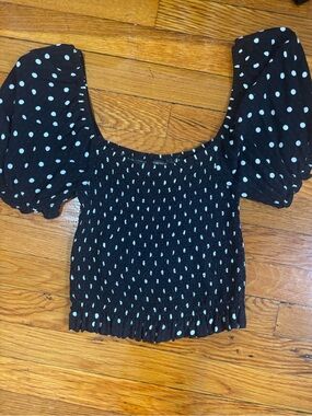 Forever 21 Black Polka Dot Smocked Puff Sleeve Crop Top